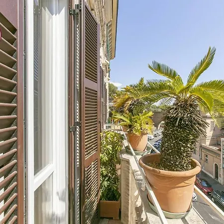 Appartement C M Il Passetto Di Borgo Pio *